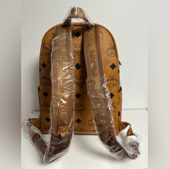 MCM Stark Backpack in Maxi Visetos - Picture 6 of 7